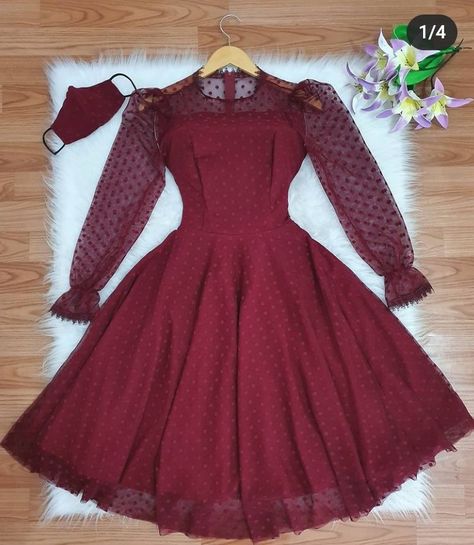 Frock Models For Teenagers, Frocks For Teenager, Frock Models, Party Wear Frocks, Modest Casual Outfits, Casual Frocks, Frock For Women, Girls Frock Design, Trendy Dress Outfits