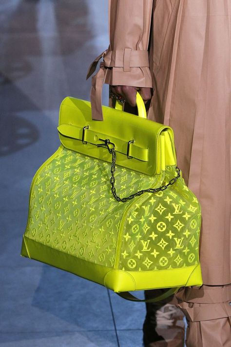 Louis Vuitton : Details - Paris Fashion Week - Menswear F/W 2019-2020 Nail Editorial, Virgil Abloh Louis Vuitton, Fall Handbags, It Bag, Fashion Tote Bag, Louis Vuitton Men, Virgil Abloh, Gucci Handbags, Vuitton Bag