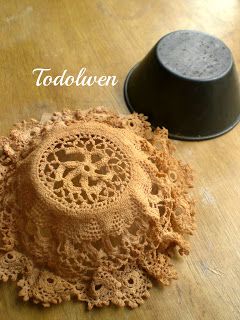 Bird Nest Craft, Doilies Crafts, Fabric Stiffener, Lace Crafts, Birds Nest, Primitive Crafts, Country Crafts, Linens And Lace, Lace Doilies