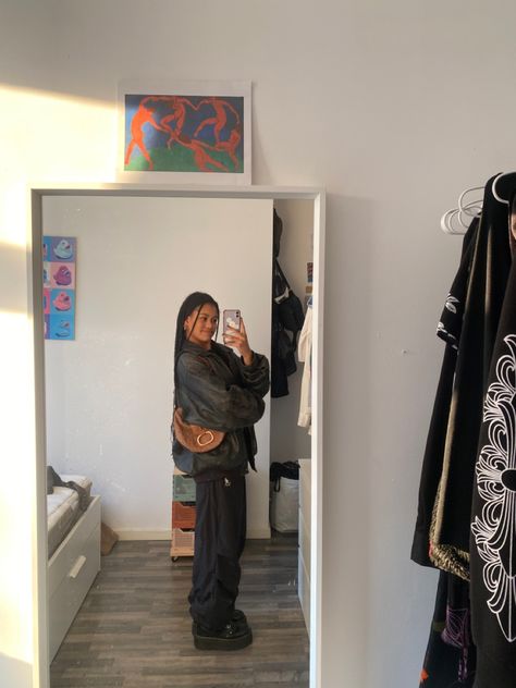 Dr Martens Platform Outfit, Platform Dr Martens, Platform Outfit, Aesthetic Mirror Selfie, Instagram Amsterdam, Outfit Inspo Winter, Dr Martens Platform, Dr Martens Outfit, Aesthetic Mirror