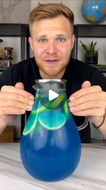 Timthetank on Instagram: "Blue Dream Sangria!" Blue Sangria Recipe, Blue Alcoholic Drinks For A Party, Fruity Party Drinks, Blue Alcoholic Drinks, Blue Sangria, Fruity Party, Sangria Punch, Easy Sangria Recipes, Pitcher Drinks