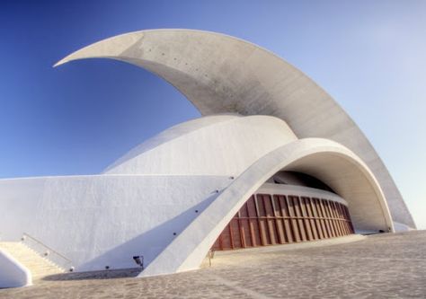 متحف فني, برج العرب, Santiago Calatrava Architecture, Architecture Cool, Unusual Buildings, Santiago Calatrava, Interesting Buildings, Amazing Buildings, Unique Buildings