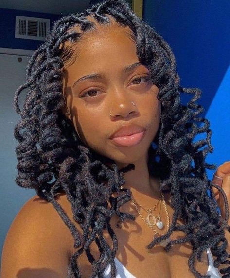 Loc Curls, Curly Locs, Dreads Styles For Women, Your Highness, Curls For The Girls, Beautiful Dreadlocks, Short Locs Hairstyles, Dreadlock Style, Dreadlock Styles