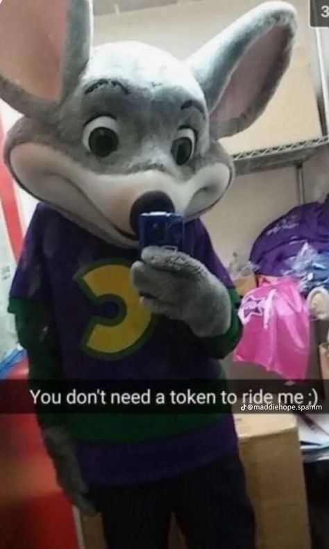 Chuck E Cheese, Funny Pix, Goofy Pictures, Very Funny Pictures, Silly Pictures, Funny Profile Pictures, Funny Reaction Pictures, Some Funny Jokes, Really Funny Joke