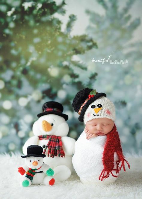 Baby Christmas Photography, Foto Newborn, First Christmas Photos, Useful Gifts, Diy Bebe, Newborn Christmas, Baby Poses, Foto Baby, Newborn Shoot