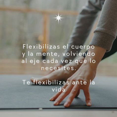 Llega Junio ♡ Sumate a la práctica y en 30 días te convertis en una versión distinta de vos misma: más flexible, armónica y equilibrada 💫 Como siempre digo, Yoga es un camino de ida 🧘‍♀️ Consultas al link de la BIo. Lu ✨️ End Of Yoga Class Quotes, Yoga Community Quotes, Yoga Yamas And Niyamas, Yoga Frases, Yoga Post, Yoga Freedom Quotes, Frases Yoga, Yoga Ashtanga, Studio Pilates