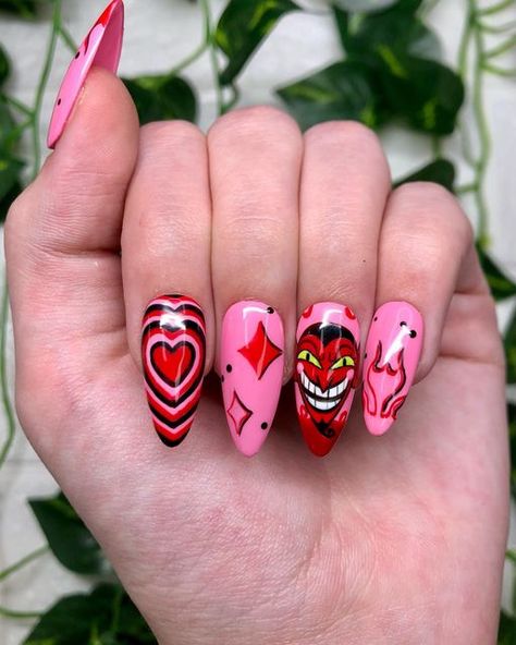 Brain Nails Design, Over The Top Valentines Day Nails, Love You Nails, Him Nails Powerpuff, Powerpuff Heart Nails, Valentines Pop Art Nails, Easy Valentines Nail Art, Dr Pepper Nails, Sapphic Nails