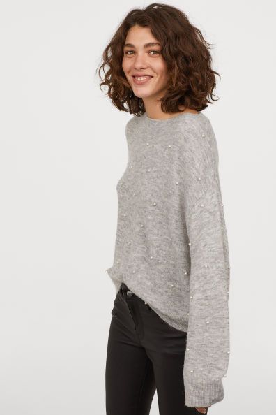 Fine Knit Sweater, Wavy Bobs, Short Wavy Hair, Short Wavy, Haircut For Older Women, Short Pixie Haircuts, Trending Hairstyles, Curly Hair Cuts, Short Curly Hair