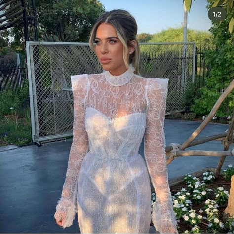 Katb Ketab Dresses, White Dress For Engagement, Simple Engagement Dress, Natrual Nails, Elegant Long Sleeve Wedding Dresses, Wedding Dress Sketches, Chic Evening Dress, Classy Gowns, Couture Bridal Gowns