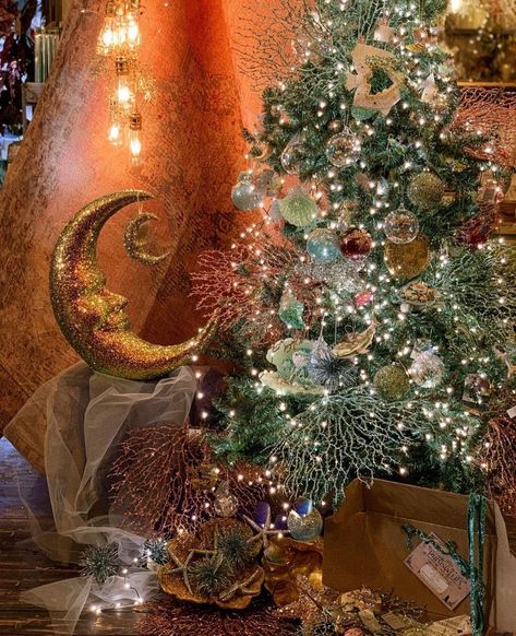 Whimsigoth Christmas Tree, Fantasy Christmas Tree, Yule Fairy, Whimsigoth Christmas, Fairycore Christmas, Celestial Christmas, Fairy Christmas Tree, December Mood, Creative Christmas Cards