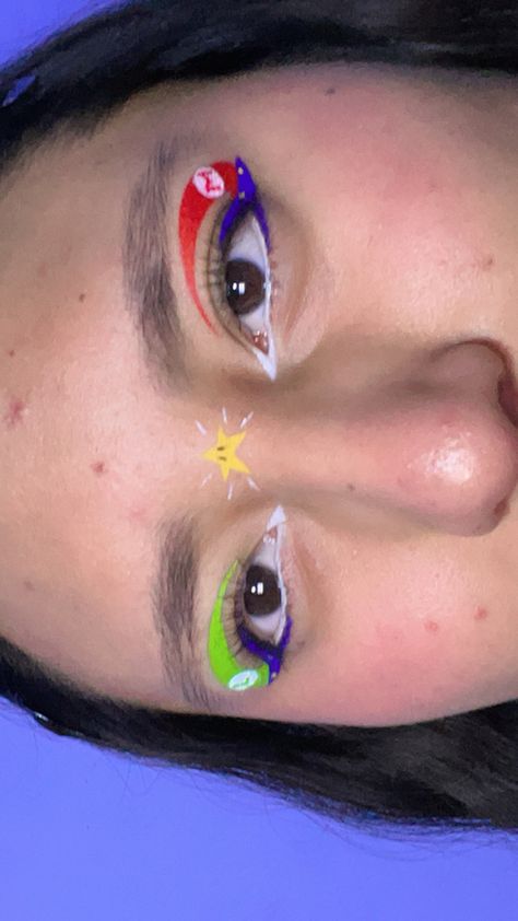 Mario And Luigi Makeup Looks, Super Mario Makeup Ideas, Luigi Makeup Halloween, Forth Of July Makeup Eye, Mario And Luigi Makeup, Video Game Makeup, Mario Makeup Looks, Luigi Makeup, Super Mario Makeup