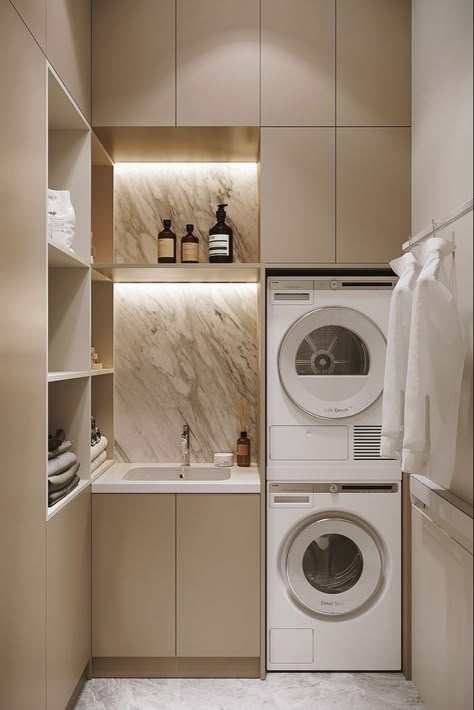 Laundry Room Ideas Small Space, Stylish Laundry Room, Laundry Room Wallpaper, Modern Laundry, Dream Laundry Room, Laundry Room Closet, Laundry Room Layouts, Laundry Design, Laundry Room Renovation