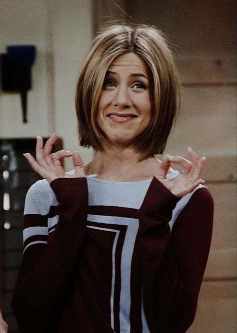 Rachel Green Short Hair Season 7, Rachel Aesthetic, Jennifer Aniston Short Hair, Jennifer Aniston Bob, The Rachel Haircut, Jennifer Aniston Haircut, Friends Wardrobe, Pregnancy Hairstyles, Rachel Green Hair