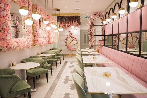 Restaurant Exterior Design, Pink Salon, Nail Salon Interior Design, Nail Salon Interior, Bakery Interior, Restaurant Exterior, Nail Salon Decor, Beauty Salon Decor, Garden Cafe