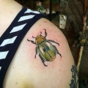 Tattoo artist Stephanie Brown Beetle Tattoo, Mother Nature Tattoos, Bright Tattoos, Insect Tattoo, Bug Tattoo, Tattoo Magazine, Stephanie Brown, Tattoo Magazines, Discreet Tattoos