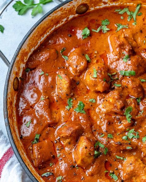 Easy Butter Chicken Recipe | Healthy Fitness Meals Healthy Butter Chicken Recipe, Easy Chicken Tikka Masala, Easy Butter Chicken Recipe, Easy Butter Chicken, Butter Chicken Recipe Indian, Indian Sauces, Butter Chicken Recipe Easy, Indian Butter Chicken, Easy Butter