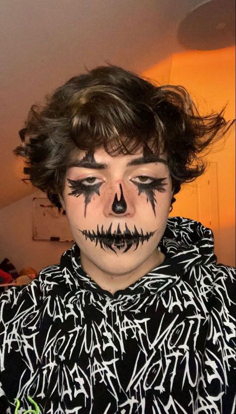 Guys Halloween Makeup, Boy Halloween Makeup, Mens Halloween Makeup, Gay Halloween Costumes, Maquillage Halloween Simple, Halloweenský Makeup, Benji Krol, Horror Make-up, Halloween Clown