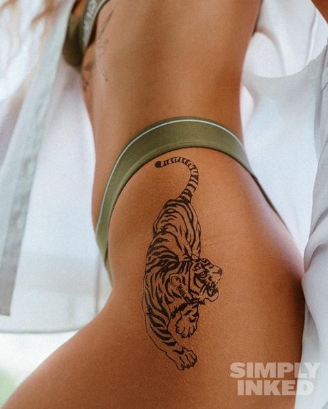 Prowling Tiger, Leopard Tattoos, Tiger Tattoo Design, Hip Tattoos Women, Dope Tattoos For Women, Red Tattoos, Stylist Tattoos, Thigh Tattoos Women, Cute Tattoos For Women