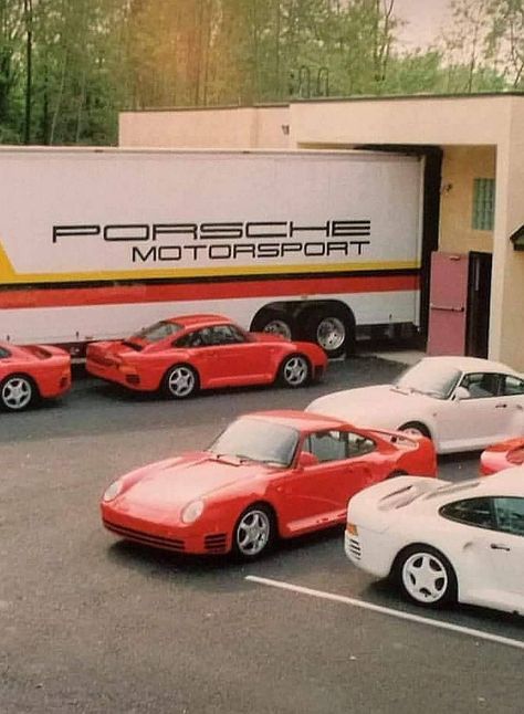 Porsche 959, Porsche 935, Porsche 924, Porsche Motorsport, Porsche 917, Car Lot, Vintage Porsche, Vw Porsche, Classic Porsche