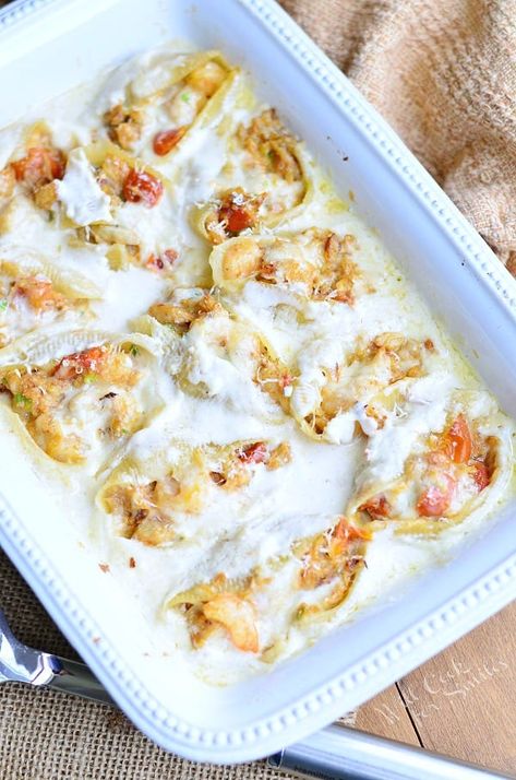 Seafood Alfredo Stuffed Shells from willcookforsmiles.com Crab Stuffed Shells, Garlic Crab, Seafood Alfredo, Seafood Stuffed Shells, Alfredo Stuffed Shells, Shells Recipe, Crab Stuffed, Pasta Shells, Cheese Butter