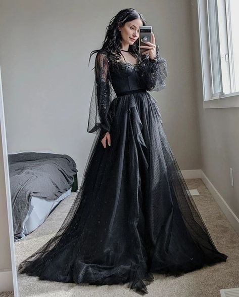 Dark Gothic Wedding, Goth Wedding Dresses, Black Lace Prom Dress, Black Wedding Gowns, Prom Dress Inspo, Gothic Wedding Dress, Dark Wedding, Lace Prom Dress, Prom Dress Inspiration