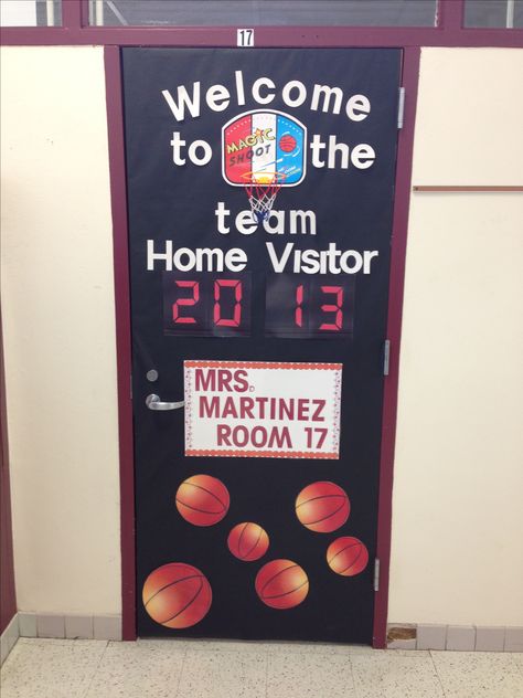 Basketball theme door for our school sport theme! Basketball Bulletin Boards, Basketball Classroom, Alternative School, School Sports Theme, Play Preschool, Board Themes, Sports Theme Classroom, Sports Classroom, Class Door