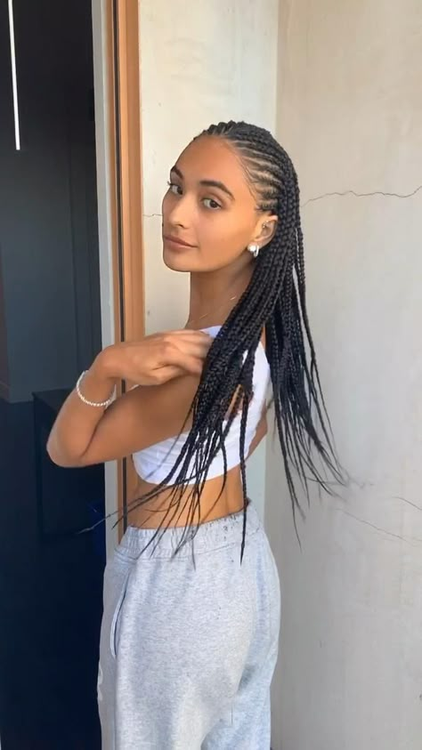 Corn Row Box Braids Hairstyles, Fulani Braids Medium, Medium Cornrows, Small Fulani Braids, Medium Fulani Braids, Brazilian Braids, Fulani Braids With Design, Half Cornrows Half Box Braids, Hairstyles Goddess Braids