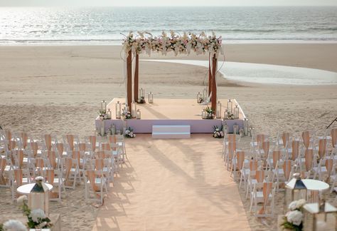 Goa Beachside wedding Mandap Photo by Jumping Souls Photography Indian Beach Wedding Mandap, Goa Beach Wedding Indian, Beach Side Wedding Decor, Beach Wedding Mandap, Beach Mandap, Engagement Indian, Indian Beach Wedding, Beach Side Wedding, Beach Wedding Setup