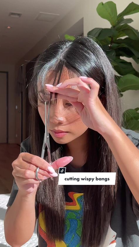 Wispy Bangs Tutorial Cut, How To Cut Wispy Bangs Tutorial, Wispy Bangs Tutorial, How To Cut Wispy Bangs, Soft Bangs Wispy, Cute Wispy Bangs, Light Bangs, Bangs Tutorial, Soft Bangs