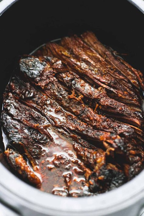 Omnitrition Recipes, Beef Brisket Crock Pot, Best Brisket Recipe, Brisket Crock Pot, Bbq Beef Brisket, Track Food, Slow Cooker Bbq Beef, Beef Brisket Recipe, Slow Cooker Brisket