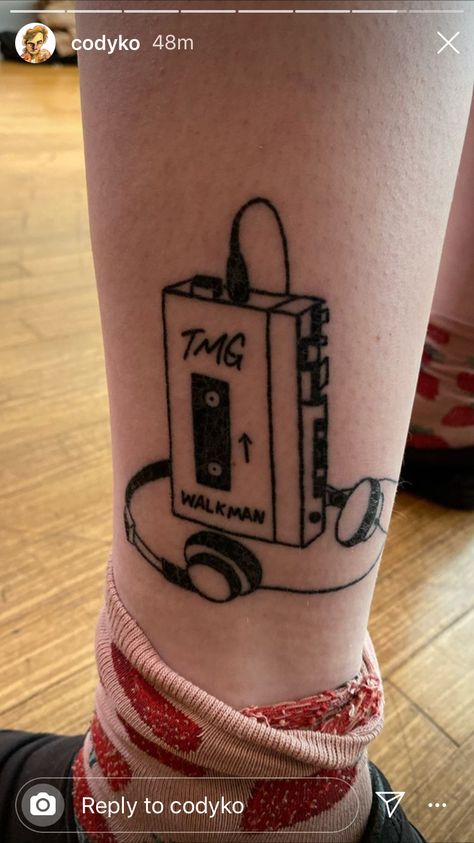 Walkman Tattoo, Deathly Hallows Tattoo, Infinity Tattoo, Fish Tattoos, Jesus Fish Tattoo, Triangle Tattoo, Tattoo Ideas, Tattoos, Drawings