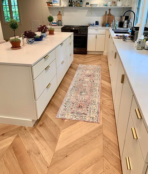 Kitchen Chevron Floor, Lifeproof Chevron Flooring, Chevron Floor Kitchen, Haring Bone Flooring, Chevron Kitchen Floor, Chevron Flooring Kitchen, Chevron Flooring Living Room, Chevron Vs Herringbone, Chevron Wood Floor