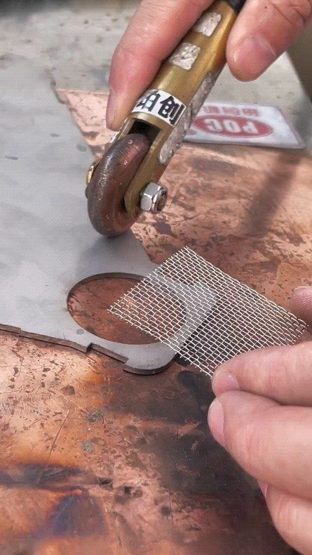 That's Good One 🔥 . 📽Credit :-(dy ) Just DM For Remove 📥 ➖➖➖➖➖➖➖➖💕💕💕💕💕💕 DM for credit or removal request ( no copyright intended ) ➖➖➖➖➖ … | Instagram Machining Metal Projects, Welding Shop, Metal Fabrication Tools, Metal Bending Tools, Sheet Metal Fabrication, Fabrication Tools, Gadgets Electronics, Welding And Fabrication, Metal Bending