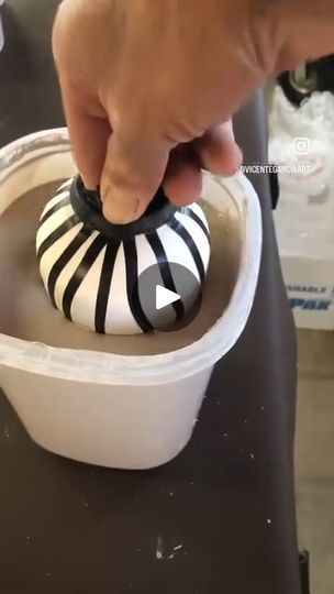 Facebook Obvara Technique, Obvara Pottery, Raku Ware, Clay Inspo, Pottery Videos, Ceramic Techniques, Ceramics