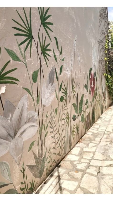 Exterior Murals, Green Painted Walls, Garden Mural, Cement Wall, Wall Drawing, Graffiti Wall Art, Wall Garden, Tropical Art, Painted Leaves