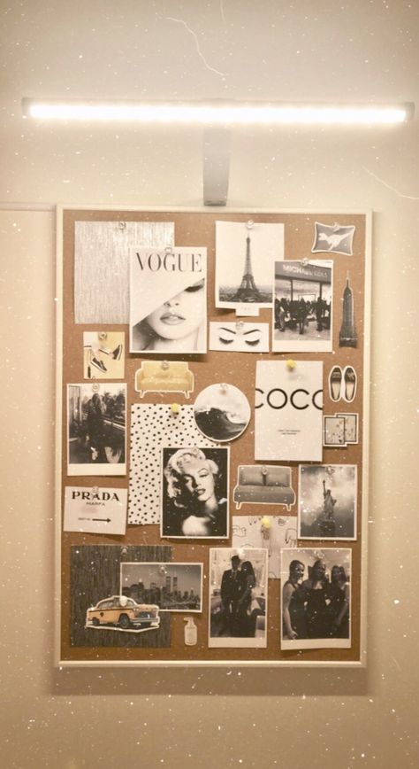 Cork Board collage. #collage Sticker Board Ideas Wall, Cork Board Aesthetic Ideas, Pin Wall Board, Scrapbook Bulletin Board Ideas, Notice Board Aesthetic, Bulletin Board Picture Collage, Notice Board Ideas Aesthetic, Photo Bulletin Board Ideas, Cork Board Ideas For Bedroom Aesthetic