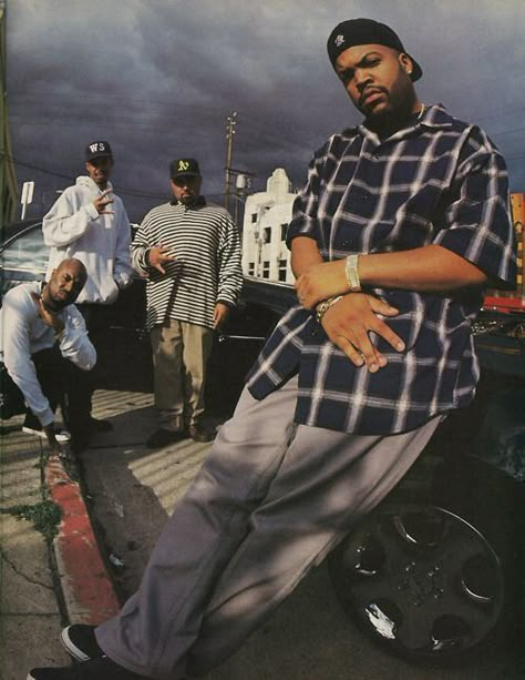 Westside Connection, Old School Pictures, 90s Rappers Aesthetic, Hip Hop Aesthetic, Looks Hip Hop, Rappers Aesthetic, 90s Rappers, Estilo Cholo, Tupac Pictures