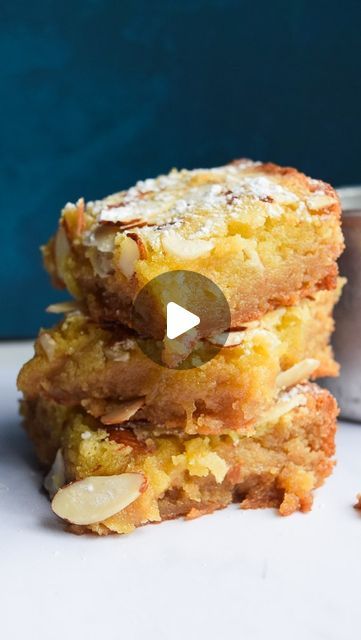 Almond Frangipane Blondies, Blondie Dessert, Mini Bundt Cakes, Blondie Brownies, Creamy Desserts, Top Recipes, No Bake Treats, Cookie Desserts, Dessert Bars