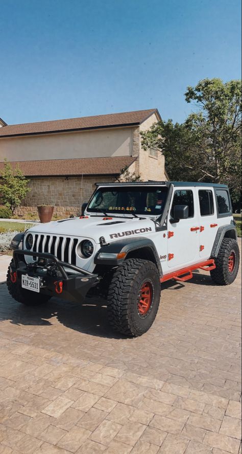 Rubicon Jeep VSCO White and Red White And Red Jeep Wrangler, White Jeep Red Accents, White Rubicon Jeep, Jeep Rubicon Accessories, Jeep Wrangler Girly, Red Jeep Wrangler, Jeep Interior, White Jeep Wrangler, Orange Jeep