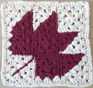 Autumn Leaf Square or Dishcloth: free pattern Leaf Granny Square, Leaf Crochet, Crochet Autumn, Crochet Geek, Crochet Dishcloth, Crochet Leaves, Crochet Quilt, Crochet Kitchen, Crochet Fall