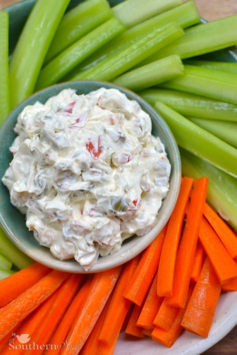 Cream cheese and olive spread with carrots and celert. Cream Cheese And Olives, Cheese And Olives, Olive Dip, Pineapple Casserole, Homemade Pimento Cheese, A Southern Soul, Summer Appetizers Easy, Cream Cheese Appetizer, Summer Sandwiches