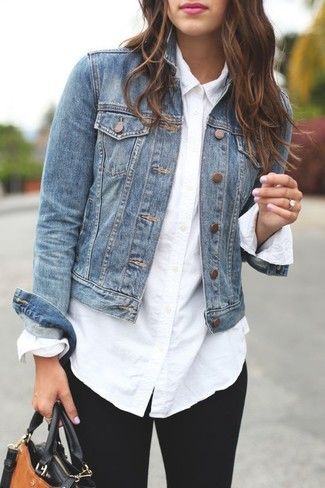 How To Wear Denim Jacket, Looks Jeans, Mode Tips, Denim Jacket Outfit, Classic Denim Jacket, Mode Casual, 가을 패션, Outfit Casual, Street Styles