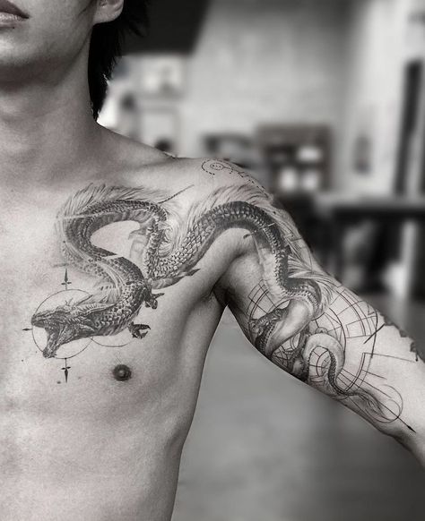 Dragon Tattoo Shoulder, Dragon Tattoo Chest, Dragon Tattoo Ideas, Japanese Dragon Tattoo, Chinese Tattoo, Dragon Tattoos, Forest Tattoos, Shoulder Arm Tattoos, Dark Art Tattoo