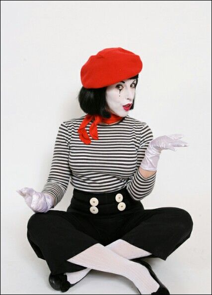 Once Upon a Mime Mime Costume, Mime Makeup, Makeup Samples, Clown Costume, Childrens Birthday Party, Fantasias Halloween, Halloween 2019, Costume Makeup, Diy Halloween Costumes