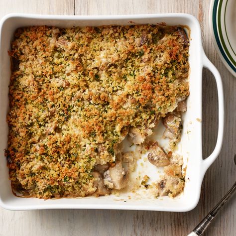 Stuffed Mushroom Casserole, Holiday Potluck, Mushroom Casserole, Vegetarian Casserole, Stuffed Mushroom, Thanksgiving Recipes Side Dishes, Easy Casserole, Thanksgiving Side Dishes, Kitchen Food