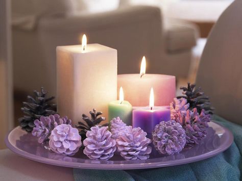 Christmas Candle Decorations Ideas, Purple Christmas Decorations, Candle Decoration, Candle Arrangements, Pretty Candle, Christmas Candle Decorations, Time Space, Candle Ideas, Beautiful Christmas Decorations