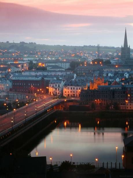 Londonderry: From these walls, you can see the future Catch Flights, Uk City, Irish Eyes, Londonderry, Walled City, Countries Of The World, Summer 2019, Northern Ireland, Family Tree