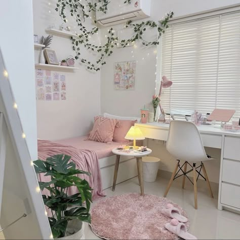 Pink Room Decor, Pastel Room, Pinterest Room Decor, Redecorate Bedroom, Cozy Room Decor, Minimalist Room, Dream Room Inspiration, Room Makeover Bedroom, Room Makeover Inspiration