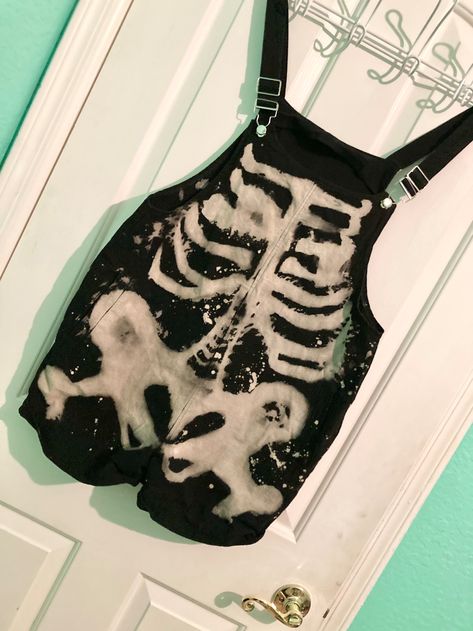 Bleached Skeleton Overalls Spooky Scary Skeleton Jumpsuit - Etsy New Zealand Skeleton Themed Outfit, Skeleton Overalls, Skeleton Suspenders, Goth Overalls, Overalls Grunge, Skeleton Jumpsuit, Scary Clothes, Spooky Scary Skeleton, Denim Overalls Outfit