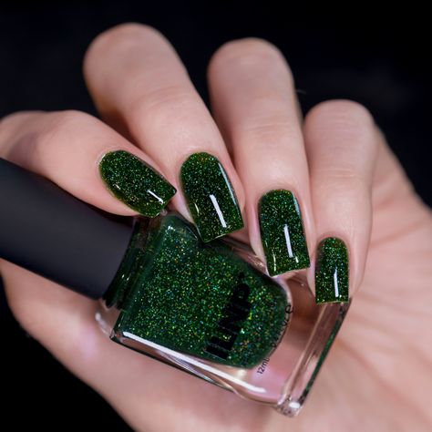 ILNP Forest Drive - Holiday Green Holographic Jelly Nail Polish Salon Shelves, Vacation Nails Beach, Ilnp Nail Polish, Nail Kits, Polished Nails, Shimmer Nail Polish, Fun Nail Colors, Nail Shimmer, Green Nail Polish